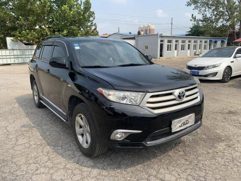 保定13年丰田汉兰达2