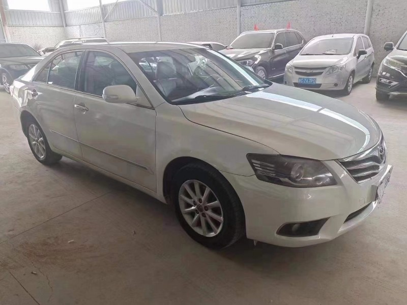 保定14年丰田凯美瑞2