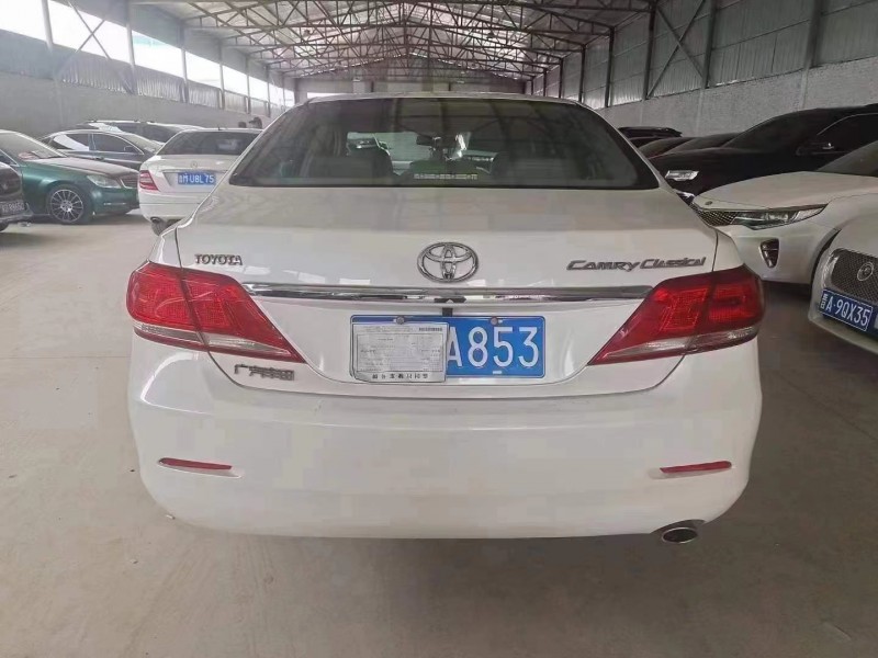 保定14年丰田凯美瑞4