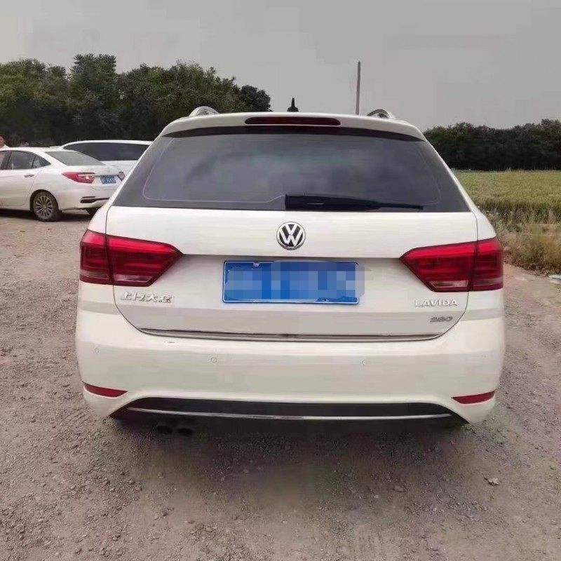 保定17年大众朗行8