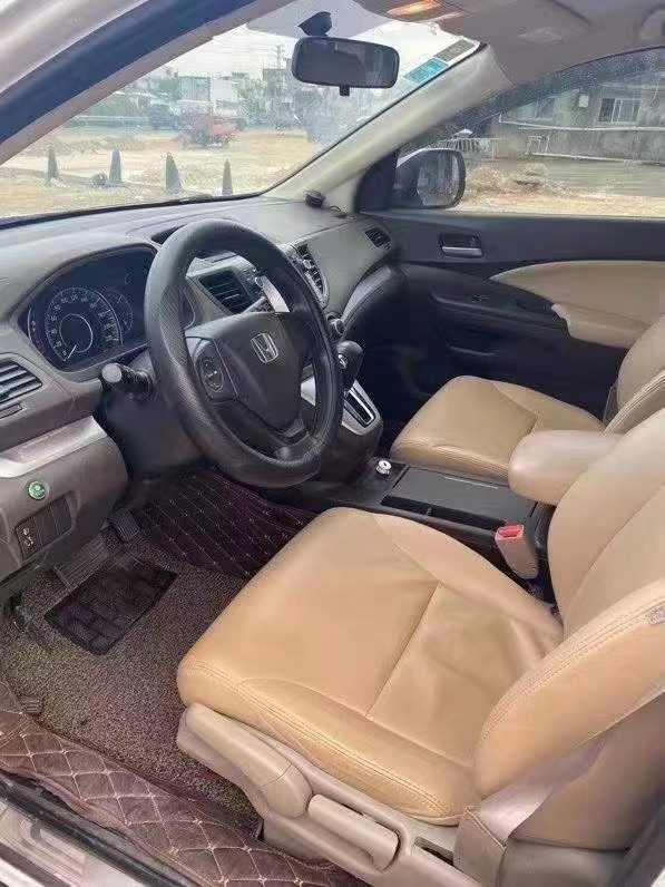 珠海13年本田CR-V5