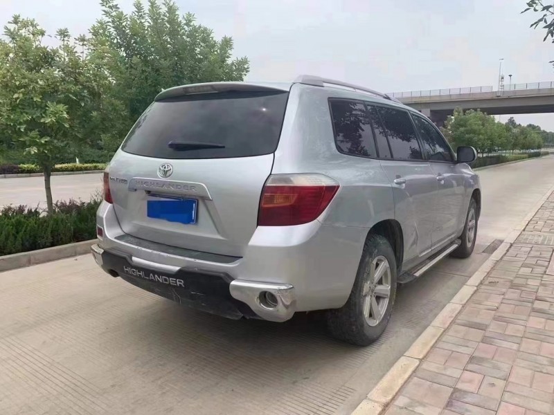 保定10年丰田汉兰达5