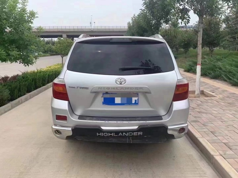 保定10年丰田汉兰达6