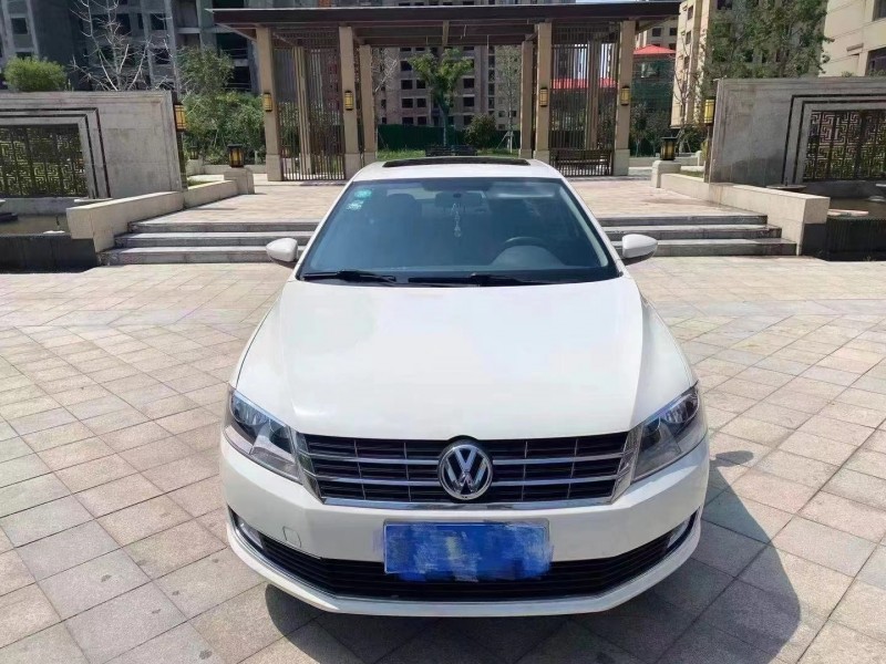 东营13年大众朗逸8