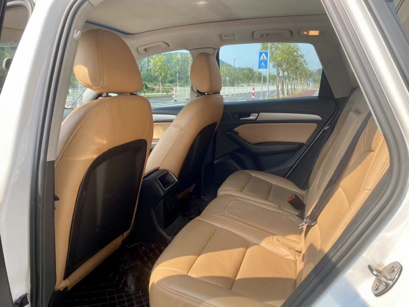 广州15年奥迪Q58