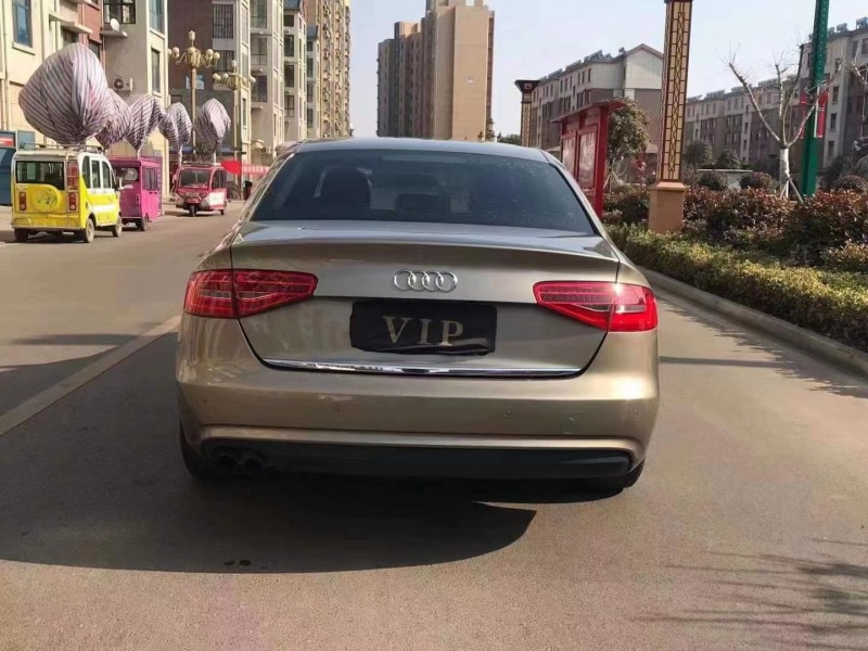 陽泉13年奧迪A4L6