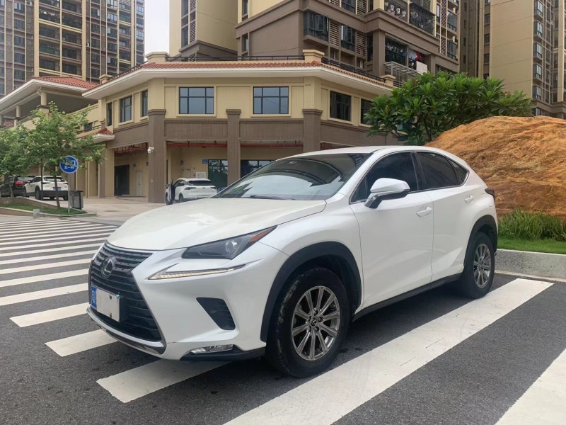 广州19年雷克萨斯NX3