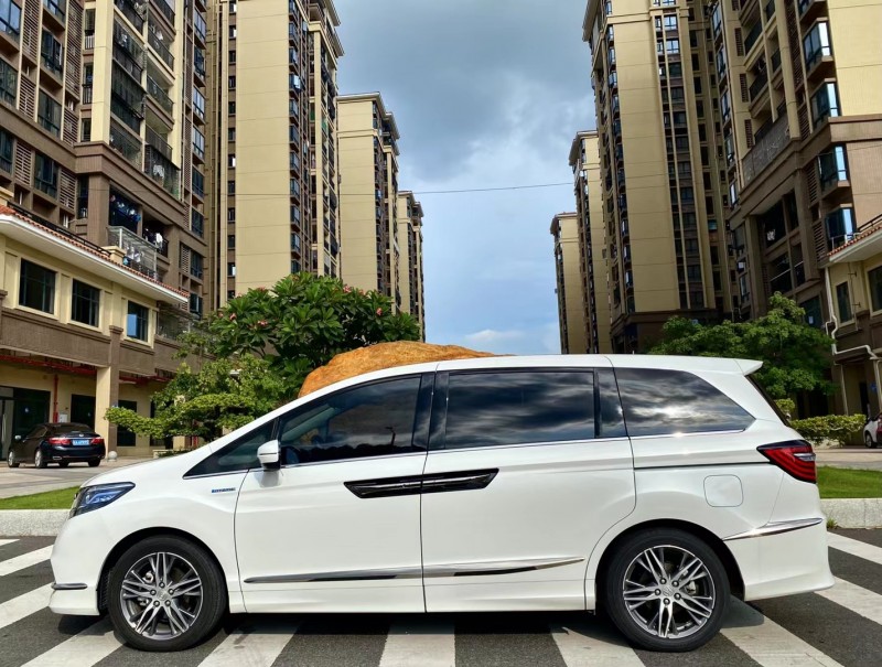 广州21年本田艾力绅4