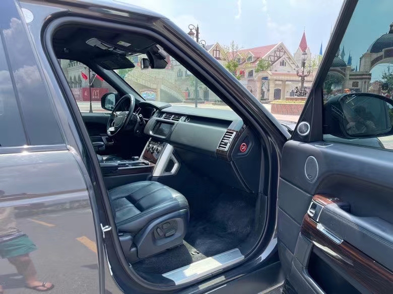 盐城15年路虎揽胜行政8