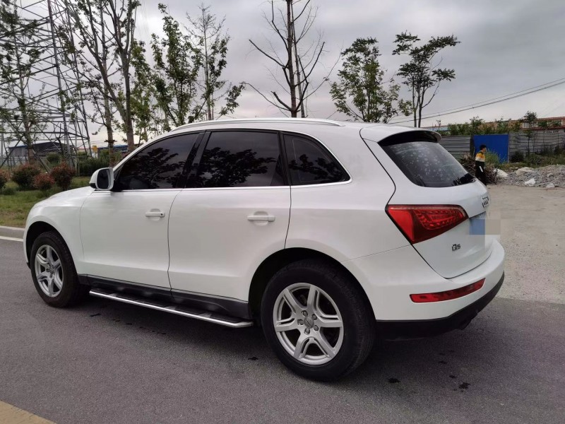 青岛10年奥迪Q53