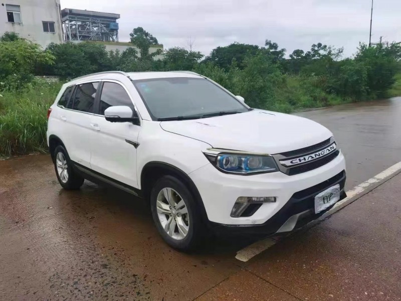 婁底17年長安汽車CS753