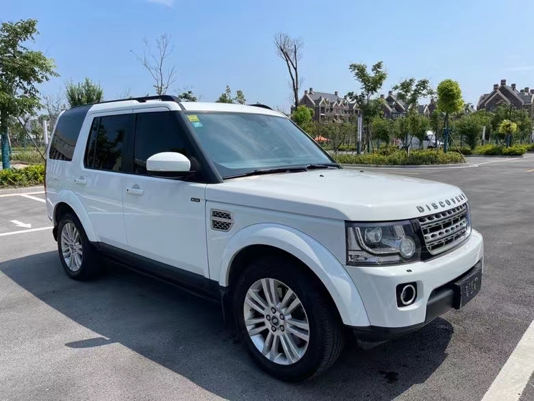 盐城15年路虎发现42