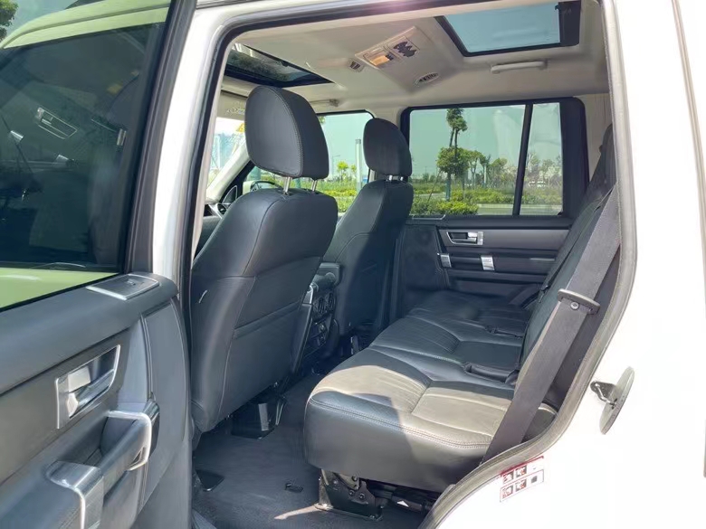 盐城15年路虎发现48