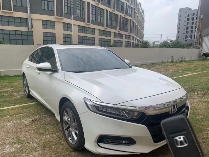 佛山21年本田雅阁3