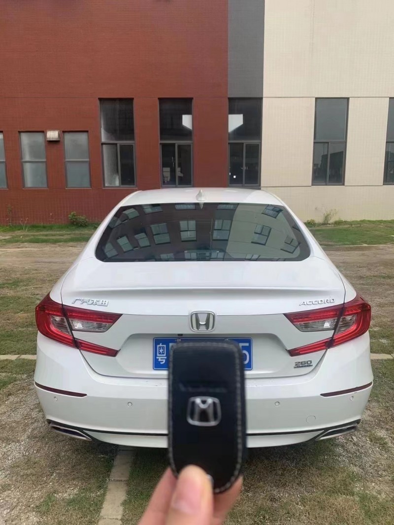 佛山21年本田雅阁5