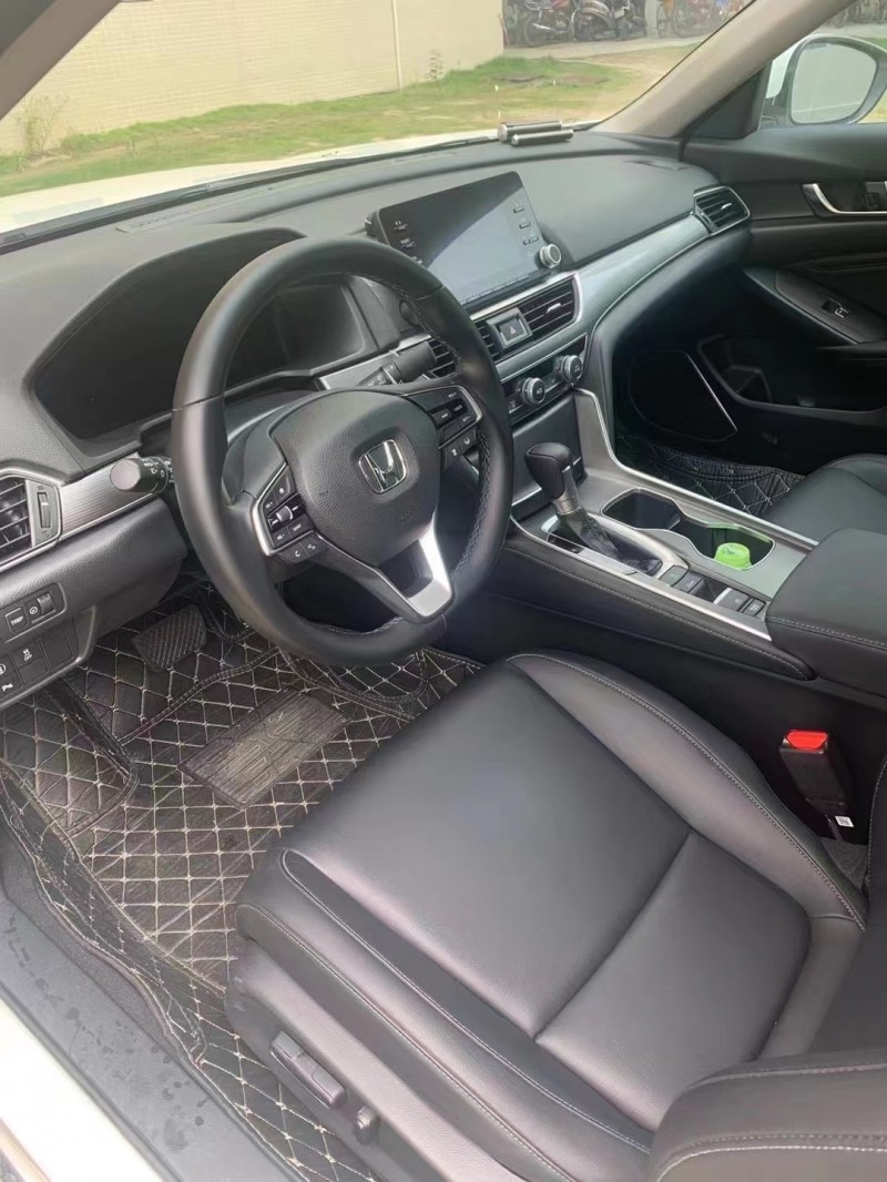 佛山21年本田雅阁6