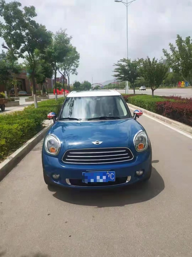 平涼12年寶馬MINI1