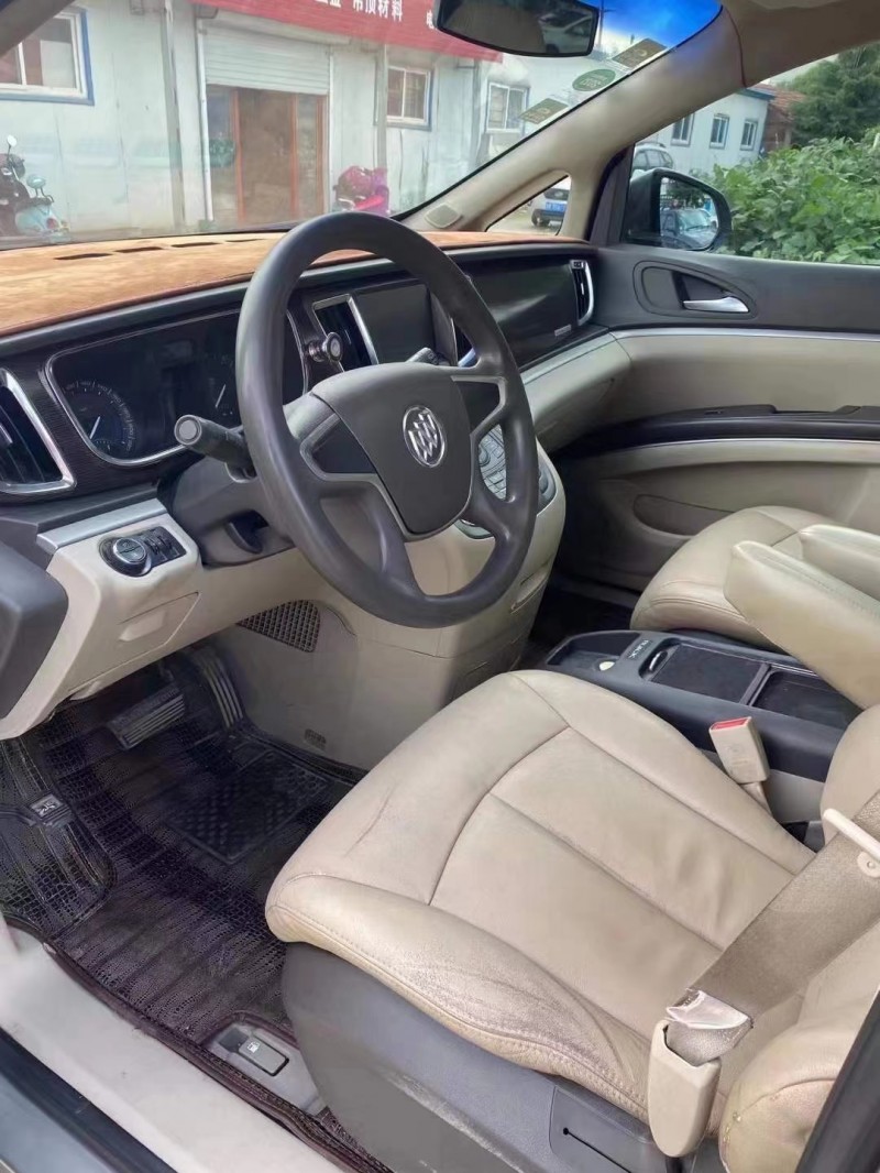 济宁12年别克GL85