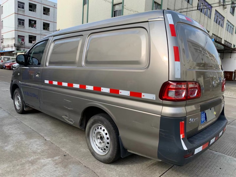 中山20年东风概念车6