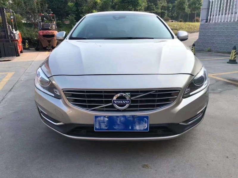 咸寧15年沃爾沃S60L1