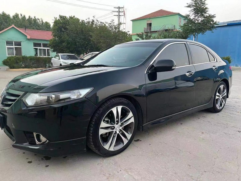 青岛15年本田思铂睿8