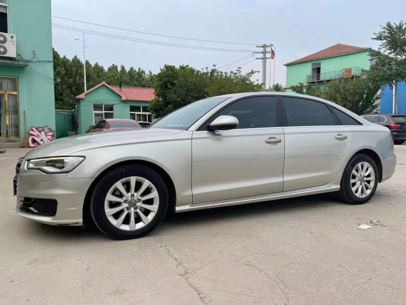 青岛16年奥迪A6L8