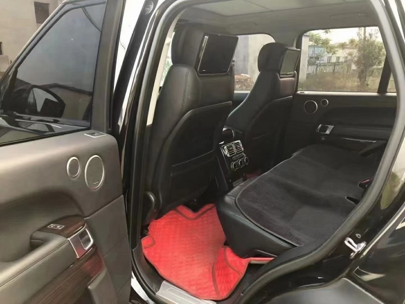 济宁18年路虎揽胜行政7