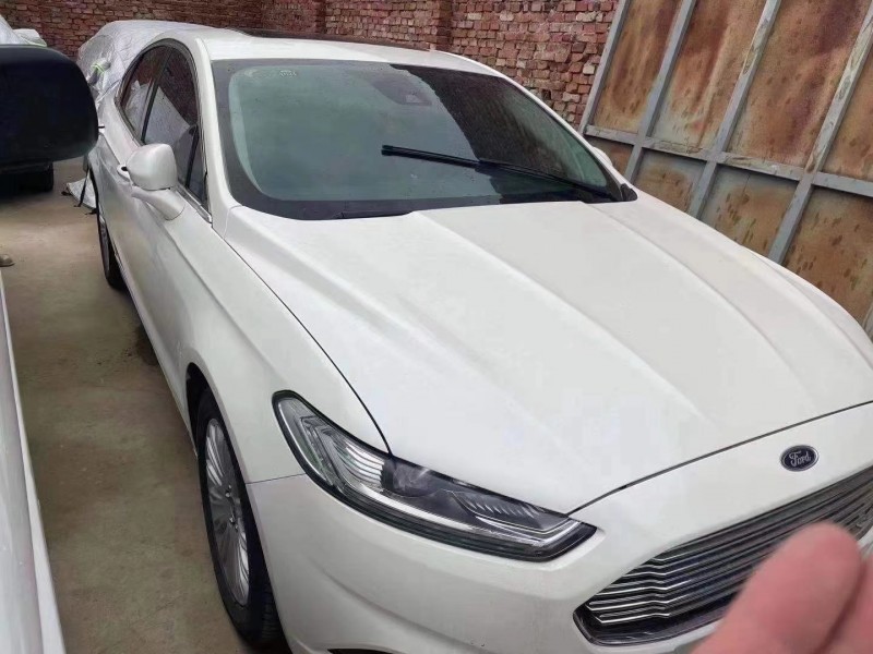 青岛17年福特蒙迪欧2