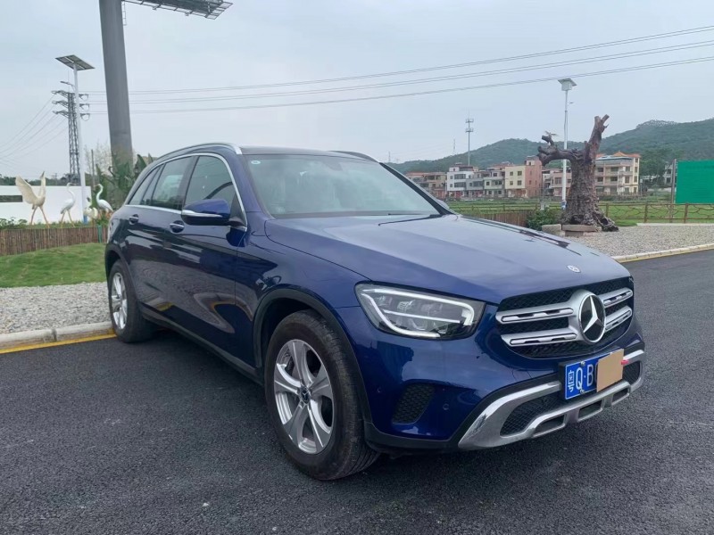 广州19年奔驰GLC7