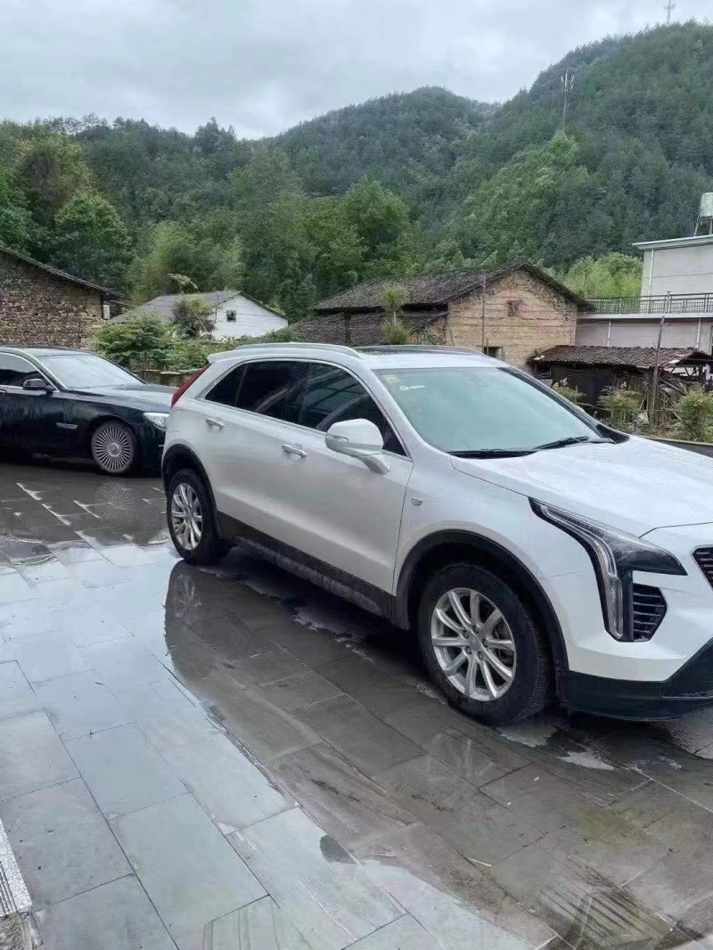 杭州21年凱迪拉克XT52