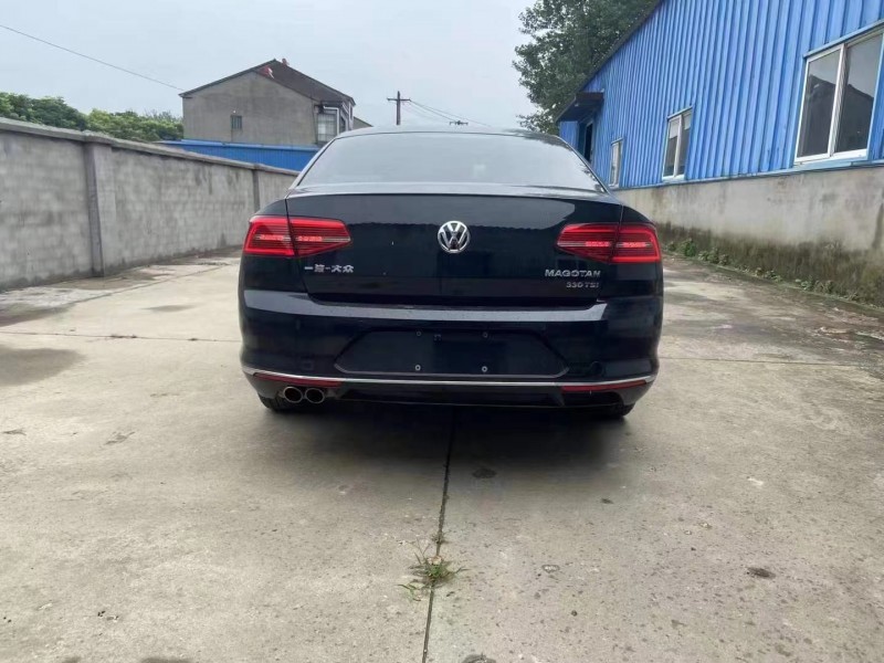 武汉18年大众迈腾9