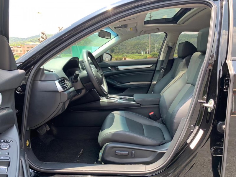 广州20年本田雅阁6