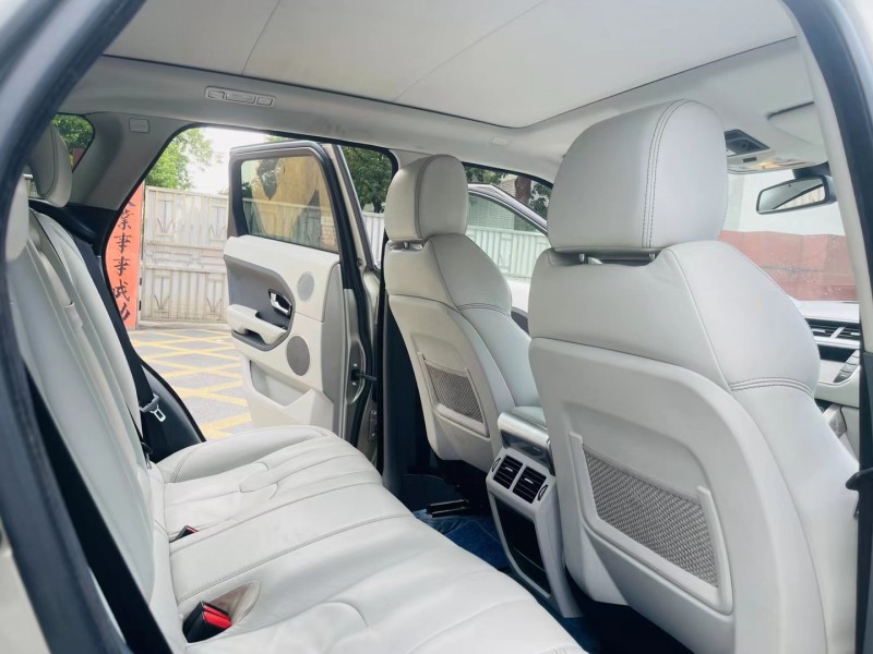 东莞13年路虎极光6