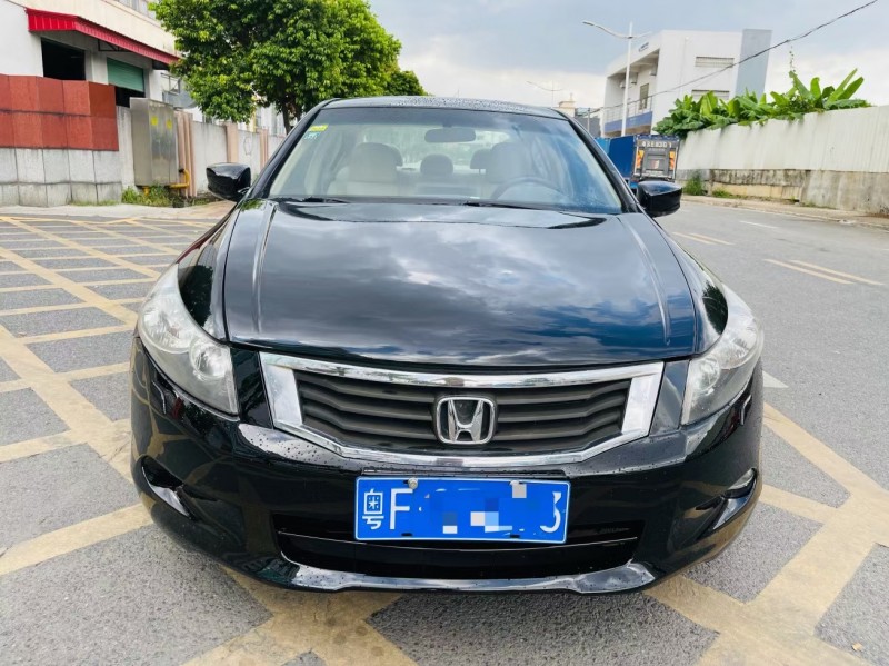 东莞10年本田雅阁1