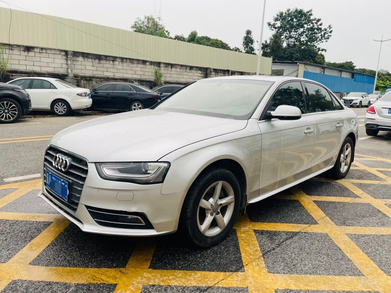 东莞13年奥迪A4L3