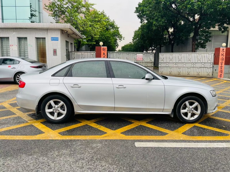 东莞13年奥迪A4L7