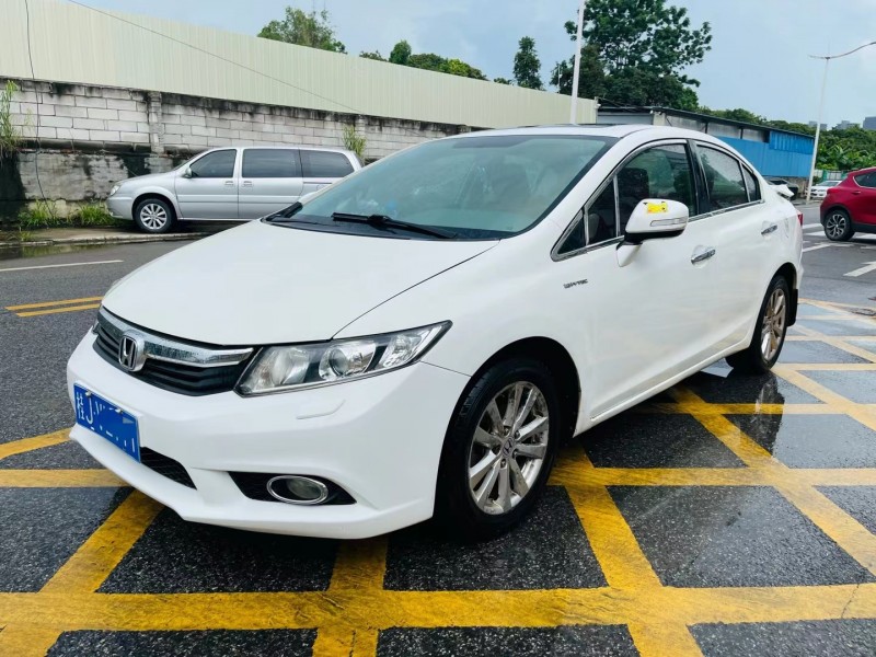 东莞13年本田思域3