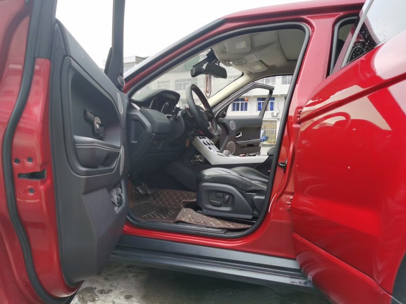 温州15年路虎极光5