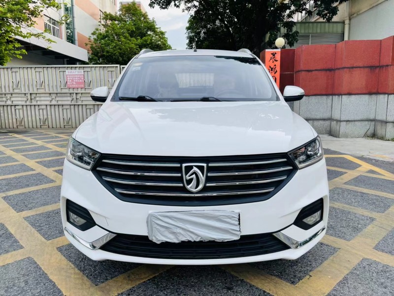 東莞18年寶駿3601