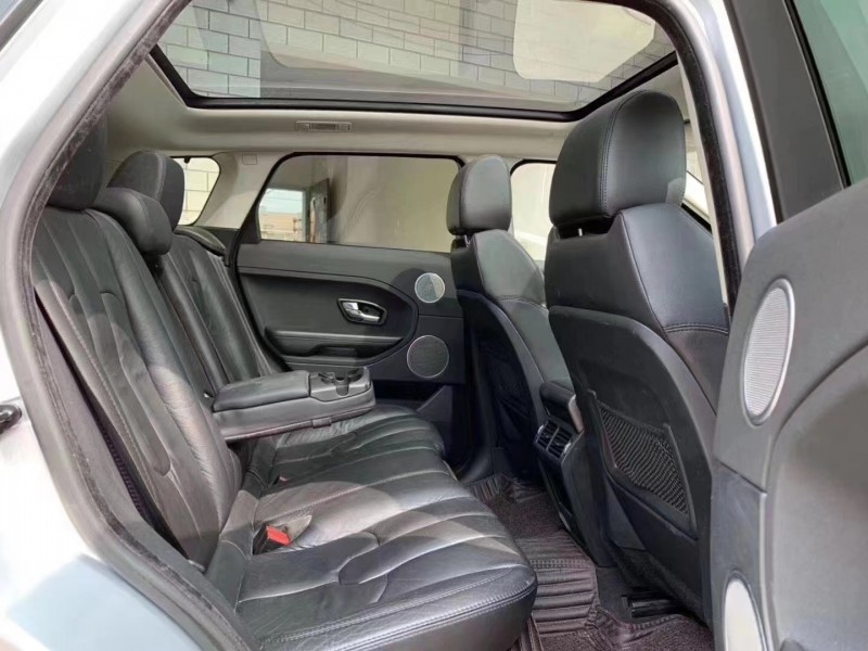 济宁13年路虎极光5