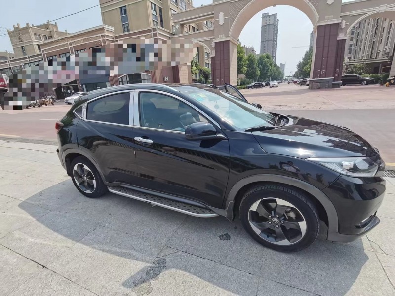 济宁15年本田缤智2