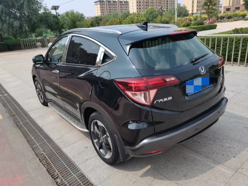 济宁15年本田缤智8