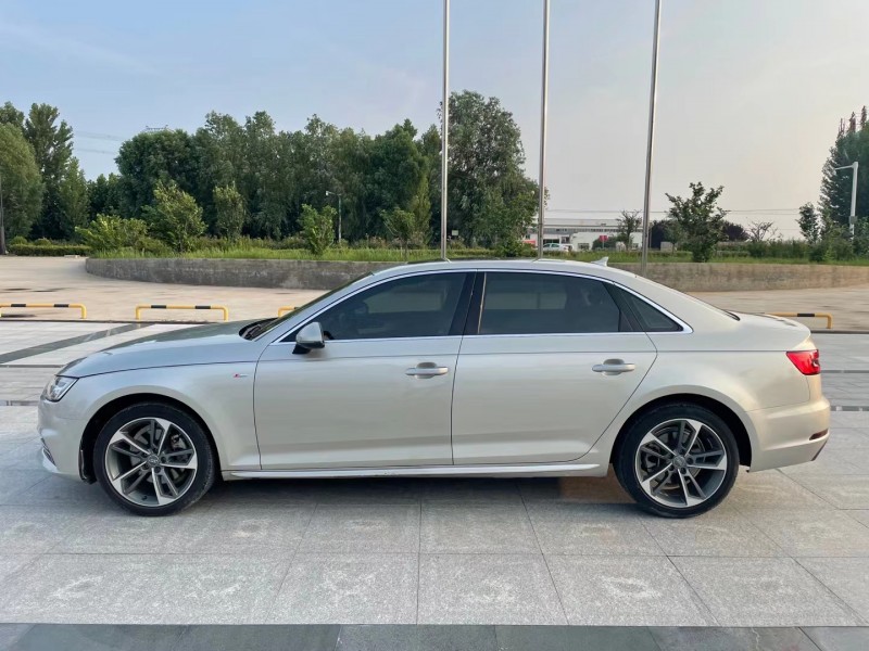 济宁17年奥迪A4L3