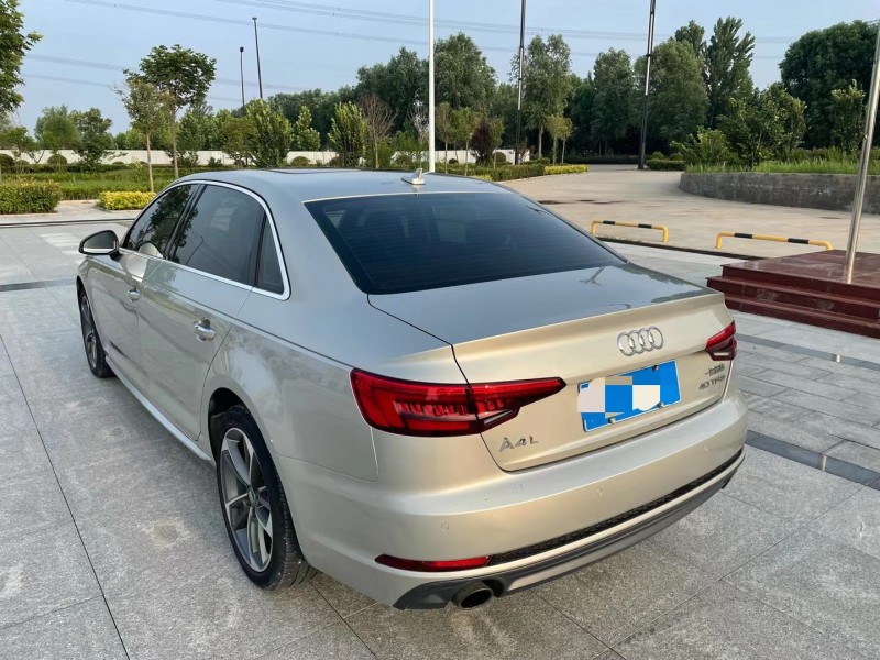 济宁17年奥迪A4L8