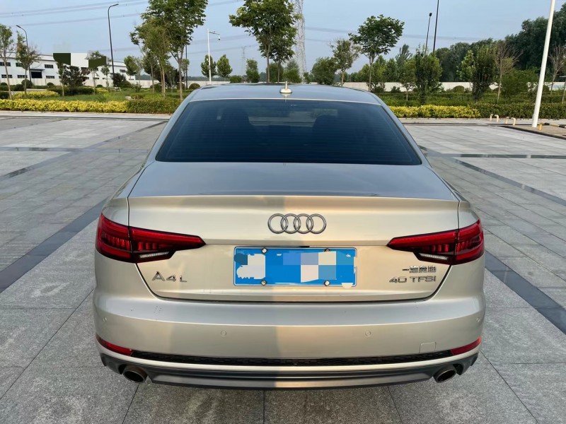 济宁17年奥迪A4L9