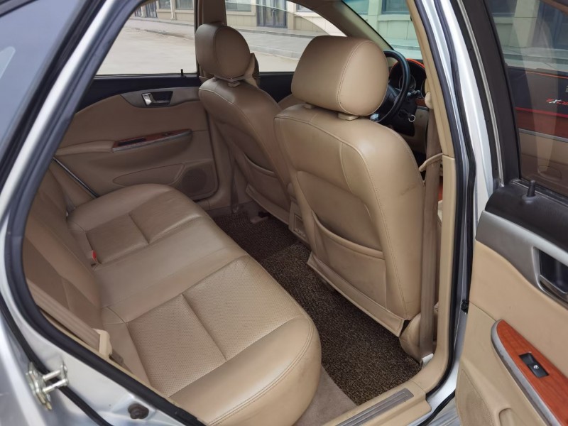 徐州12年别克凯越6