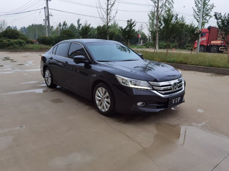 徐州15年本田雅阁2