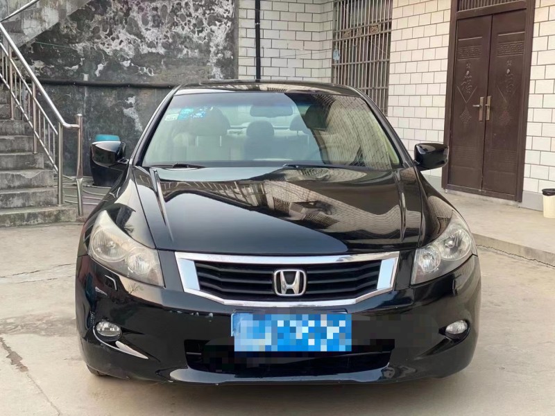 济宁08年本田雅阁1