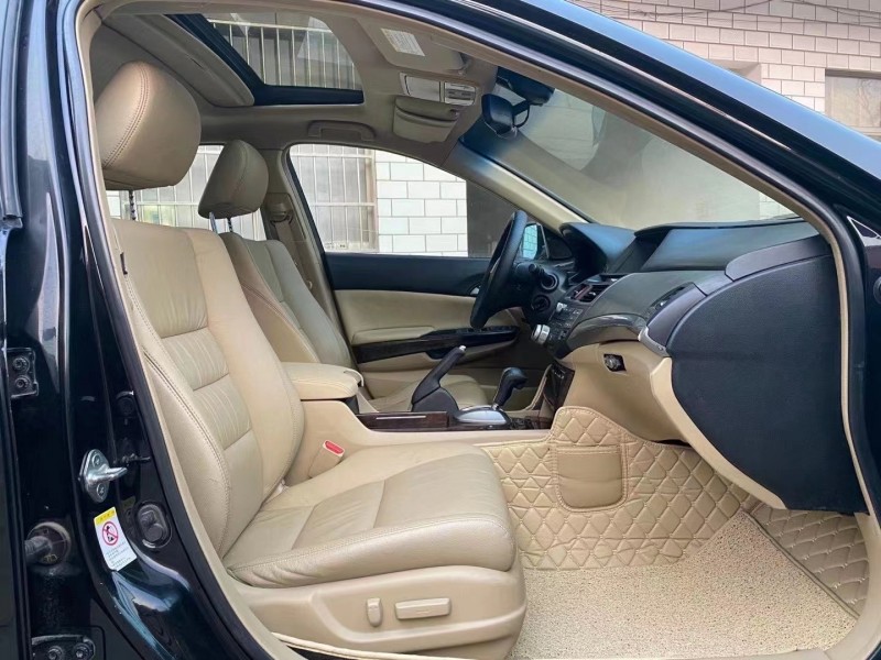 济宁08年本田雅阁7