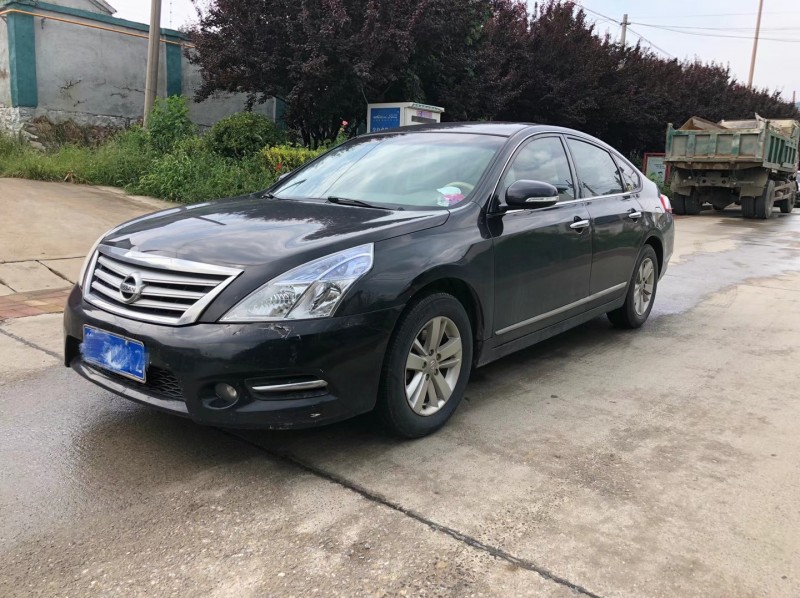 淄博12年日產天籟2